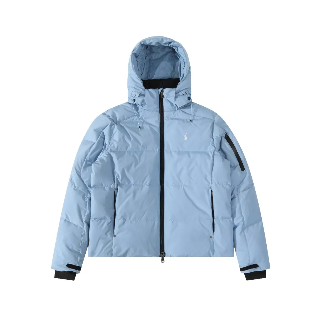 P680 #R58 Ralph Lauren/Ralph Lauren classic new down jacket jacket with detachable hood extra thick plush down jacket men's top "Thousands of stitches of electric embroidery, the logo is like a work of art" The imported Barudan embroidery machine is used to carve the classic polo logo with precision electric embroidery technology. Each letter is full and three-dimensional, with clear details, making it the "most expensive embroidered logo" on the down jacket, highlighting its extraordinary status. "75% national standard high-quality white duck down, light and heat-locking" is filled with 75% high-quality white duck down, which is light and pressure-free, but has excellent warmth retention. After compression, it can quickly rebound and become fluffy, say goodbye to bloat, embrace unburdened warmth, and face the cold winter without timidity. "Technical fabrics that protect against cold and wind and rain" · Long-lasting fluffy and non-stiffening, consistent thermal performance · 400T high-density gallbladder + pinhole retraction technology, completely say goodbye to velvet · Windproof and waterproof matte fabric with adjustable hem, easy to deal with bad weather "Five colors come together to interpret diverse styles" · White: pure first snow, fresh and versatile · Black: classic without limits, calm and atmospheric · Navy blue: low-key and elegant, suitable for both business and leisure · Sky blue: bright and healing, brightening up dull winter days · Khaki: retro and gentle, the first choice for urban wanderers "The details are authentic, the texture is everywhere" The original electroplated YK zipper is smooth and durable, the detachable hood can be worn multiple times, and the original hangtag and washable label ensure authentic quality. The same design for men and women makes it easy to control whether it is used as a couple's outfit or to create personal style, making it an indispensable fashion equipment this winter.  Color: Black, Navy, Khaki, White, Sky Blue Size: S M L